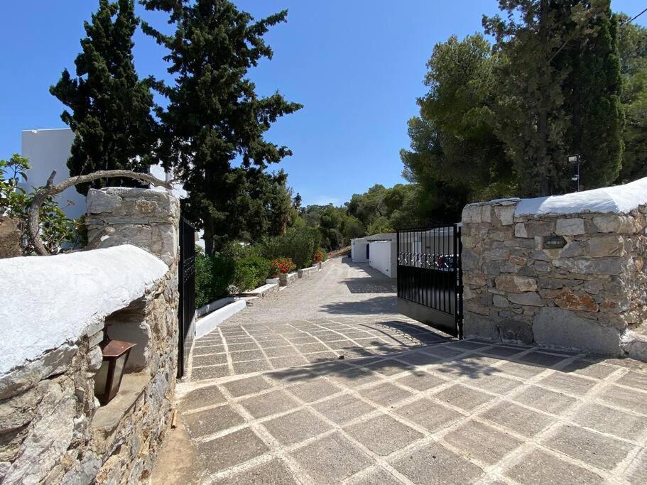 Retreat Villa By The Sea With Pool In Porto Heli Exterior foto